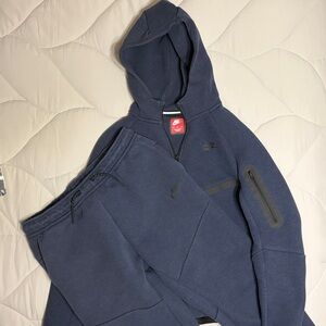 Youth Nike Tech Dark Blue full-zip hoodie and joggers